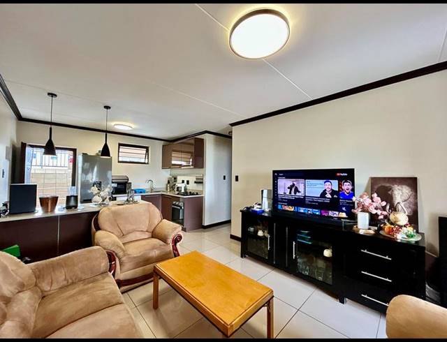 1 BEDROOM PROPERTY TO RENT IN NOORDWYK